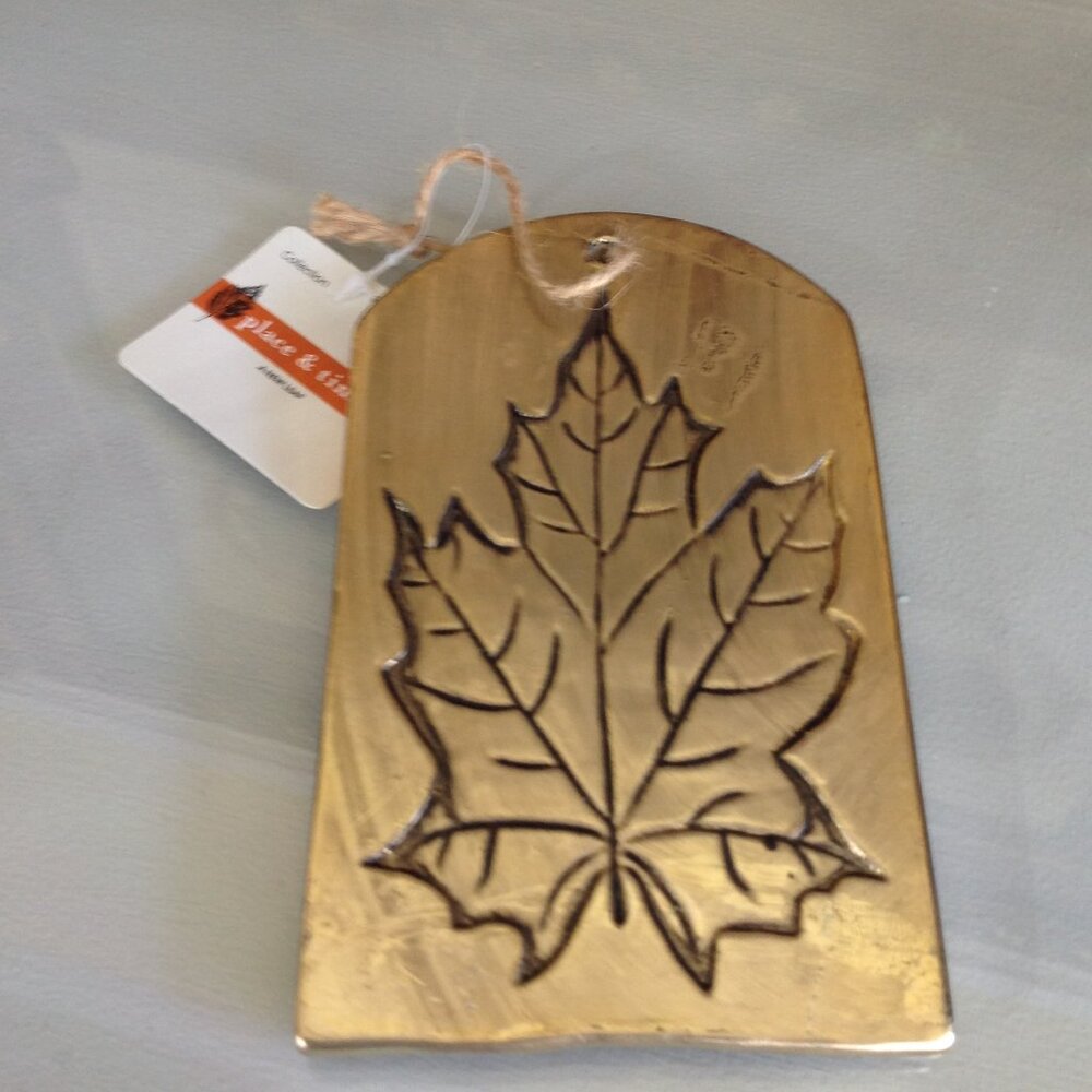 Decorative Ceramic Leaf Gold Ornament